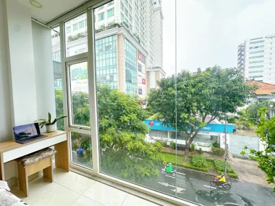 Mặt tiền Quận 3 - Nhà kính view đẹp - có thang máy – Fotos 6