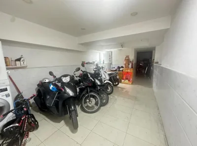 Mặt tiền Quận 3 - Nhà kính view đẹp - có thang máy – Fotos 12